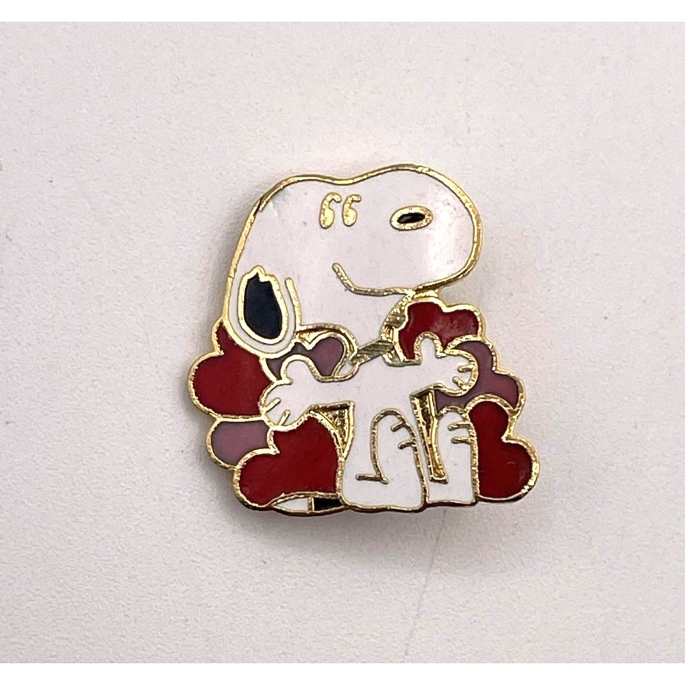 Vintage 1980's Snoopy Peanuts Enamel Pin Hearts Brooch United Feature Syndicate